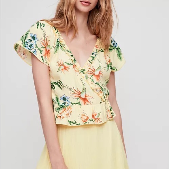 Wilfred | Aritzia Aurelia Blouse - Picture 2 of 3